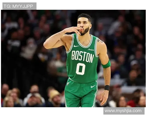 惊艳瞬间！怀特助攻哈达威飞翔，塔图姆空中暴扣掀起高潮(塔拉怀特集锦)